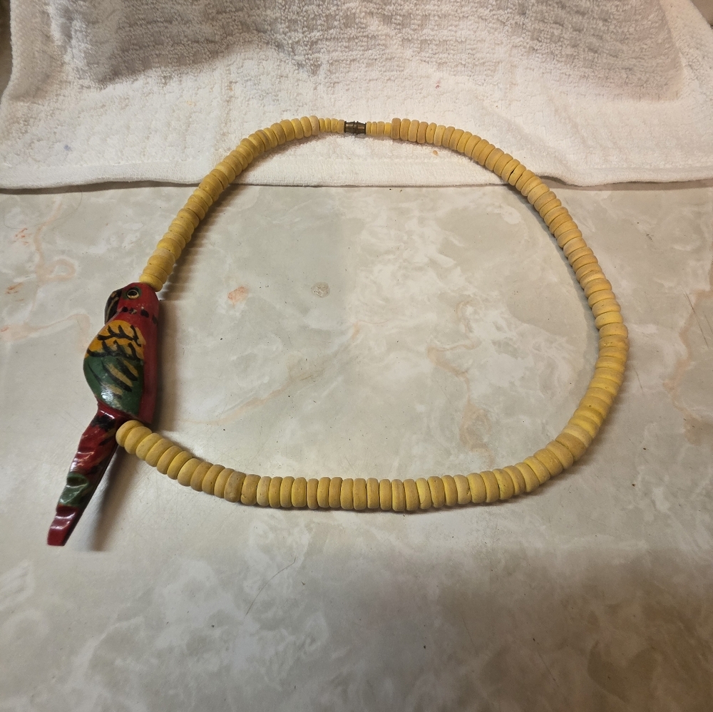 Vintage Wooden Jewlery